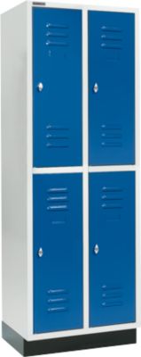 Kleiderspind, mit 2 x 2 Abteilen, 300 mm, mit Sockel, Drehriegelverschluss, Tür enzianblau